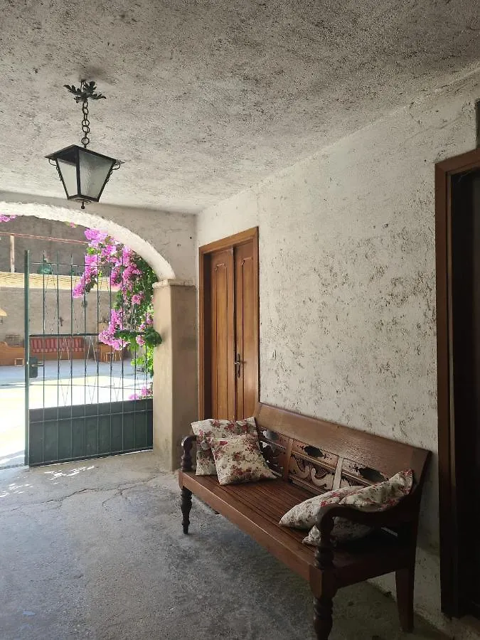 Corte Averaldo San Felice del Benaco 0*,  Italien